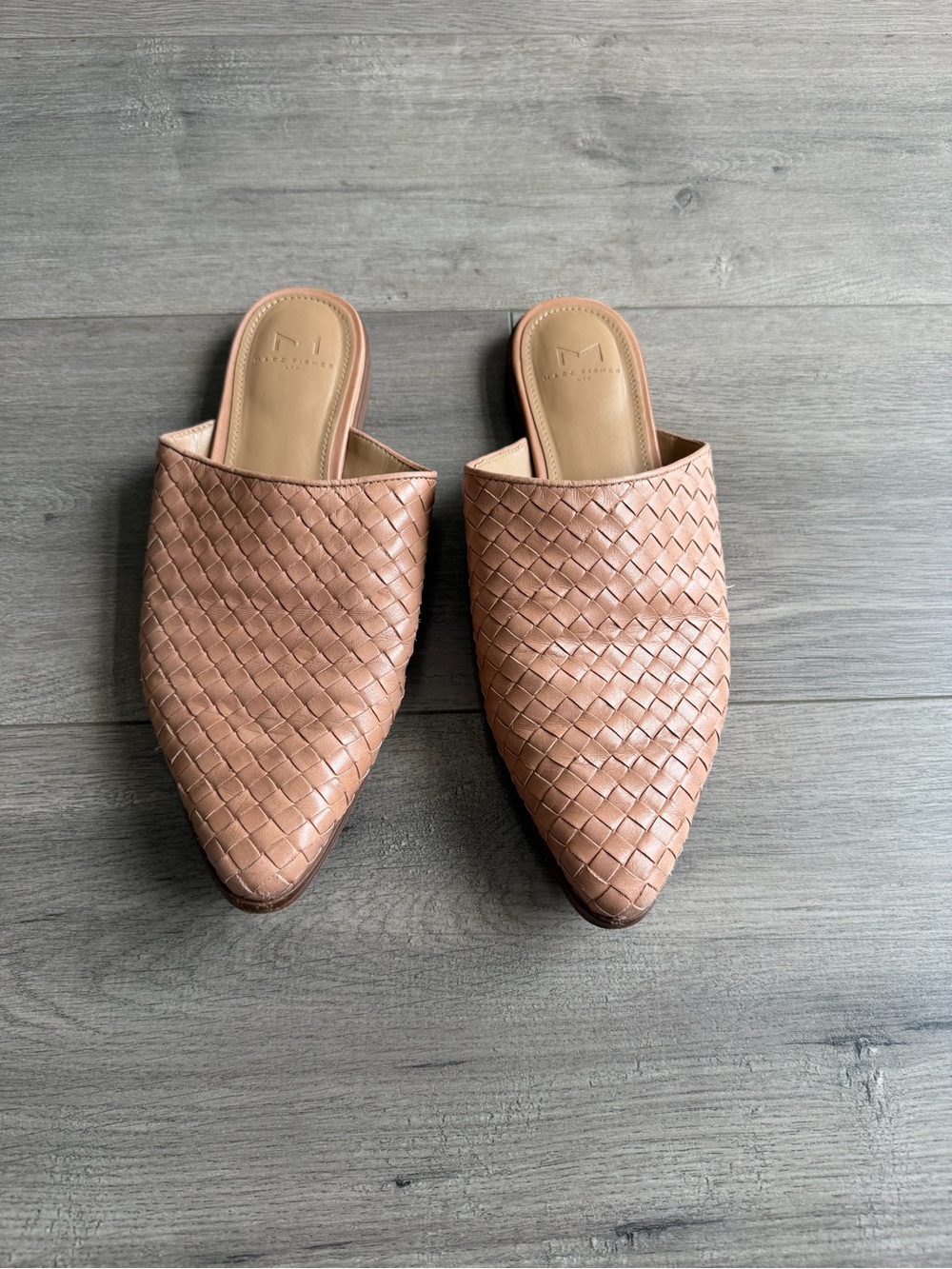 Marc Fisher LTD Garren Pointed Toe Mule In Macaroon Leather - size 8